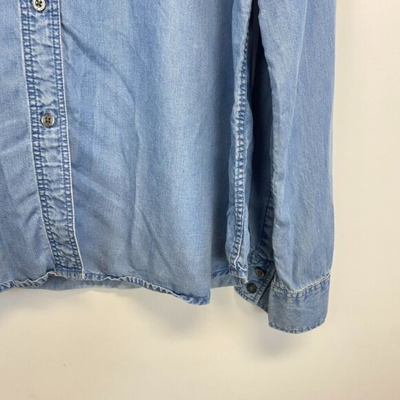 Kate Hill Denim Chambray Button Down Top - Picture 5 of 9